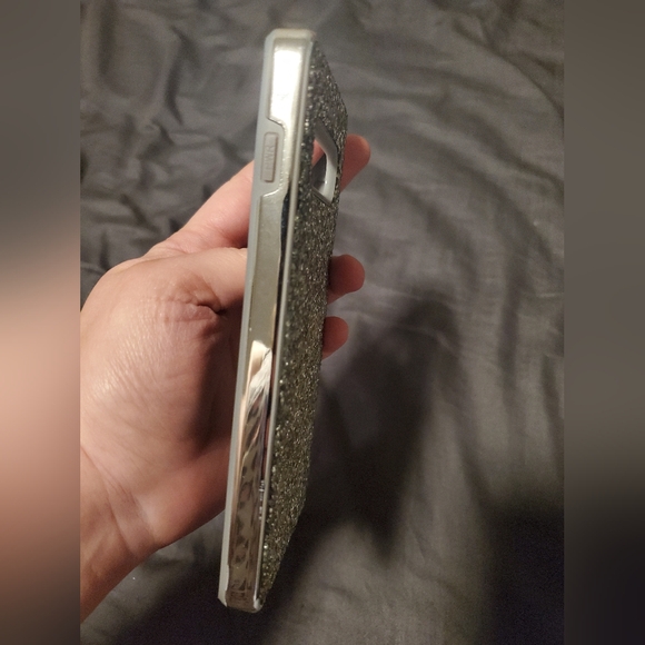 Phone case - Picture 5 of 5